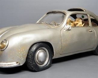 Guillermo Forchino Collector's Series "Voyage D'Affaires (Business Trip)" Figurine Item No. 85045, Numbered 02185