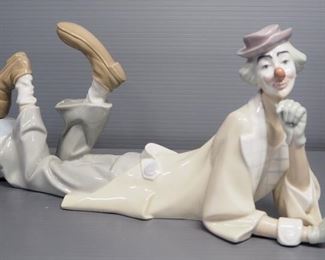 Lladro "Clown" Porcelain Figurine No. 4618, Sculptor Salvador Furio, 6" High