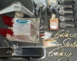 Many, many new parts come with the Starliner