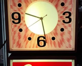 Vintage lighted Coors bar clock