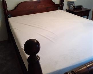 Vintage pine 3-piece bedroom set (mattress sold separately)