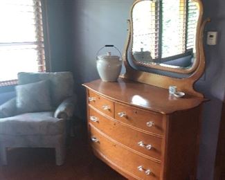 Vintage Dresser with crystal handles  and mirror