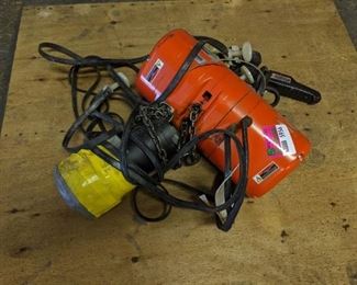 Columbus Mckinnon 1/2 Ton Hoist Model F