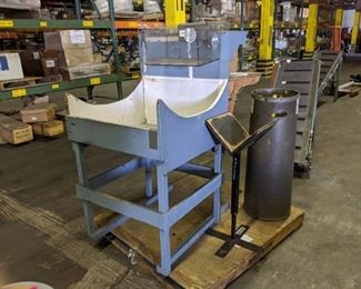 Work Station And Two Stools