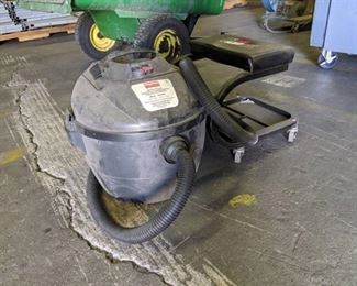 Rolling Stool And Dayton Wet/Dry Vacuum Model 3VE19A