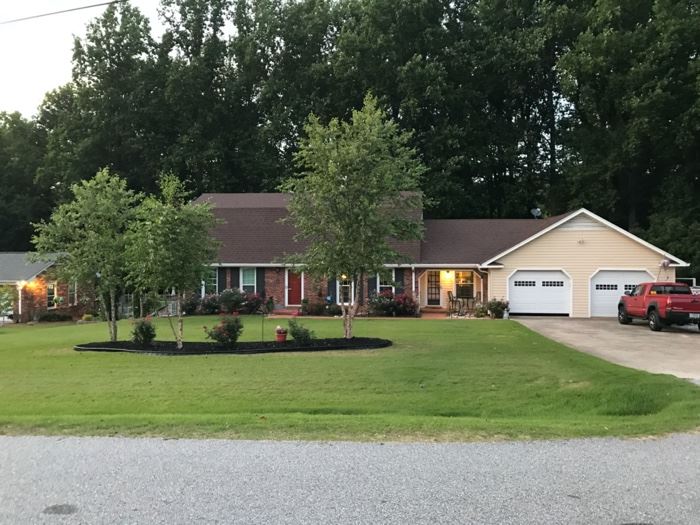 2000 sq feet of unique treasures