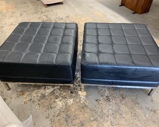 $198 Set of 2 Leather Tufted Mid Century Modern Table Ottomans