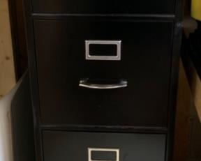 $20.00......4 Drawer Tall File Cabinet (P271)