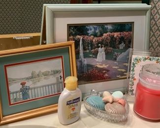 CLEARANCE!  $4.00  now, was $12.00......Pictures, Soaps and Candle lot (P235)