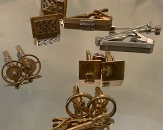 CLEARANCE!  $4.00  now, was $16.00......Swank Cufflinks and Tie Pins (P212)