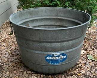 REDUCED!  $11.25 now, was $15.00......Galvanized Bucket with handles (P200)