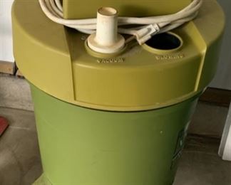 CLEARANCE!  $3.00 now, was $10.00......Shop Vac (P194)