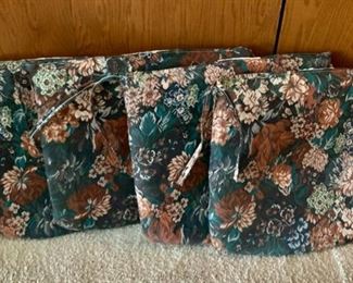 HALF OFF !  $5.00 now, was $10.00......Set of 4 Seat Cushions (P161)