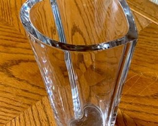 CLEARANCE!  $6.00  now, was $20.00......Heavy Glass Heart Vase 9" (P134)