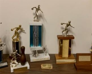 CLEARANCE!  $4.00 now, was $16.00......Bowling and Golf Trophies (P124)