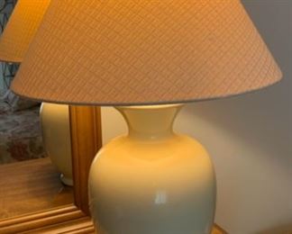 CLEARANCE!  $3.00  now, was $12.00.......Lamp, 22" tall (P89)