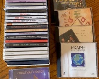 CLEARANCE!  $3.00  now, was $12.00......Lot of CD’s (P85)