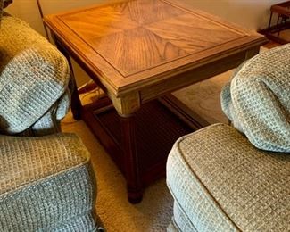 Coffee Table and End Table Set (P78)