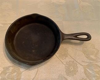 HALF OFF !  $12.50 now, was $25.00.......#3 Cast Iron Pan (P64)
