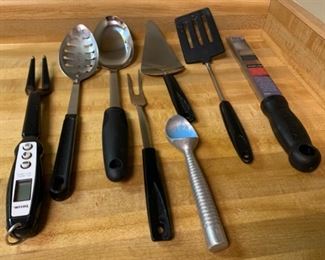 CLEARANCE!  $3.00 now, was $12.00.......Kitchenware (P56)