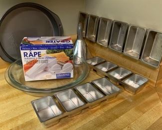 HALF OFF !  $6.00 now, was $12.00.......Kitchenware (P43)