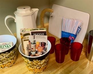 CLEARANCE!  $3.00 now, was $10.00........Kitchenware (P38)