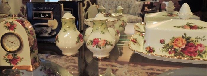 Old Country Roses Serving pieces and Novelties