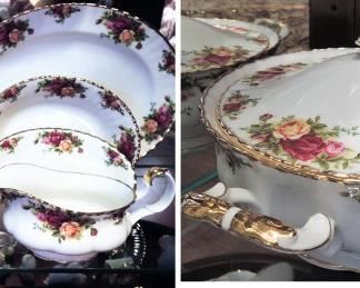 Old Country Roses Serving Pieces