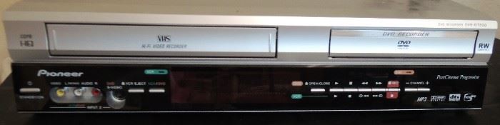 Recordable VHS DVD player