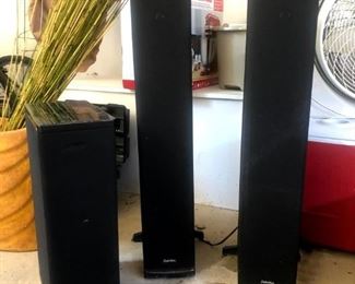 Definitive Technology set of 3 high end speakers