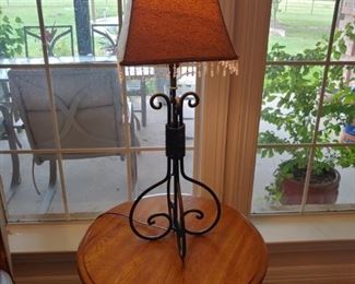 Table lamp