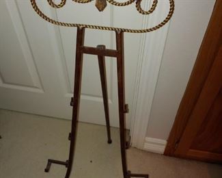 Large Picture Stand