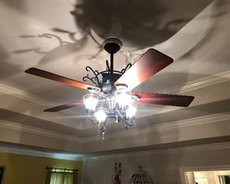 5 Blade, 4 Light Decorative Ceiling Fan