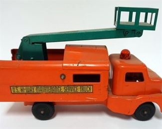1002	STRUCTO TOY U.S. HI-WAY MAINTENANCE TOY IN BOX
