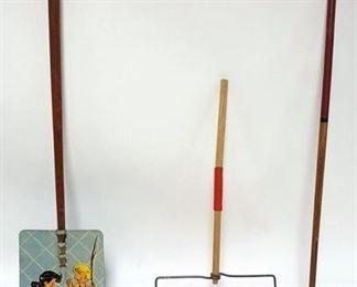 1024	OHIO ART TOY LITHO  LARGE TIN SHOVEL AND PETER PAN MY FAIR LADY CARPET SWEEPER AND CHILDS GOLF CLUB

