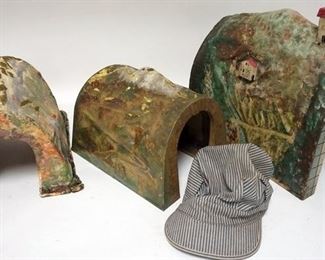 1080 LOT OF 3 MODEL TRAIN TUNNELS & HAT

