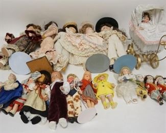 1267 LARGE LOT OF 17 DOLLS, INCLUDING ONE IN A CARRIAGE
