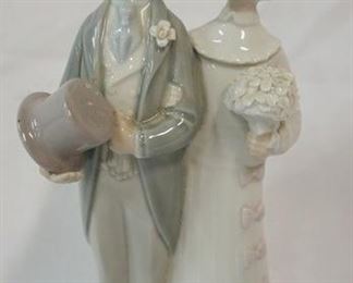 1296 BRIDE & GROOM LLADRO FIGURINE 
