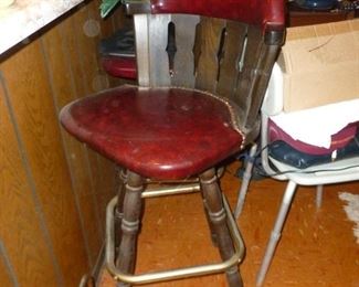set of 4 bar stools