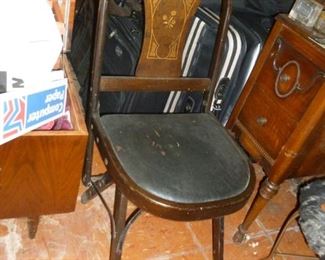 cool vintage folding chair