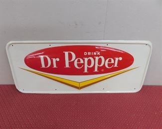 1950's Dr. Pepper Embossed Bubble and Chevron Sign(11" Tall and 30" Wide) 
