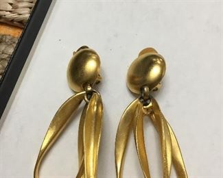 Clara Studio clip earrings 