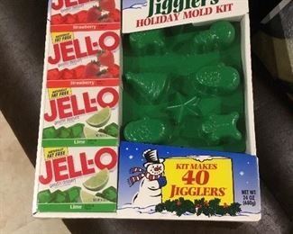 Jello Jigglers Holiday Mold Kit.  Sealed 