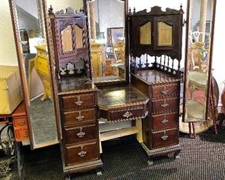 Antique vanity, so gorgeous!