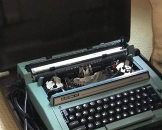Electra Typewriter