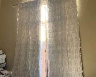 Curtains measurements will be on here later today