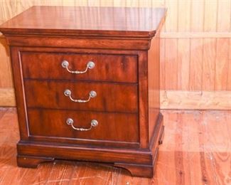 138. Louis Philippe Style Commpde