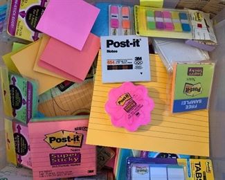 Post-it notes