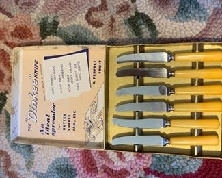 Vintage Dinkee knifes