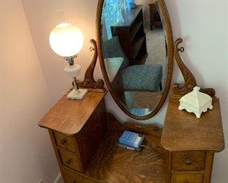 oak vanity